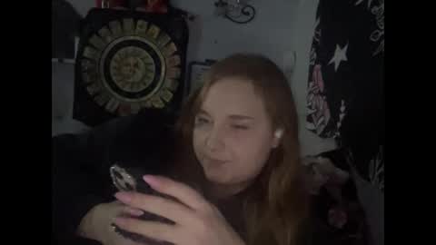 Ariel online show from 01/17/25, 05:32