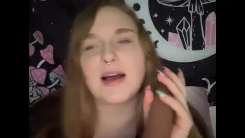 Ariel online show from 01/30/25, 10:41