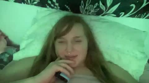 Ariel online show from 02/07/25, 04:59