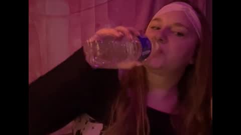 Ariel online show from 03/02/25, 07:12