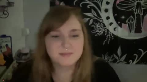 Ariel online show from 03/05/25, 12:16