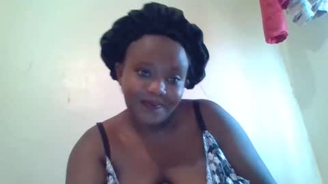 Snapshot of thickianababe chatting on 01/03/25, 05:28 thickianababe online show from 01/03/25, 05:28