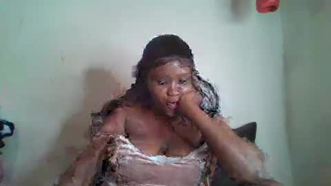 Snapshot of thickianababe chatting on 01/05/25, 04:16 thickianababe online show from 01/05/25, 04:16