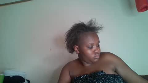 Snapshot of thickianababe chatting on 01/06/25, 12:59 thickianababe online show from 01/06/25, 12:59