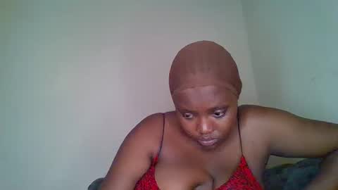 Snapshot of thickianababe chatting on 01/19/25, 03:21 thickianababe online show from 01/19/25, 03:21