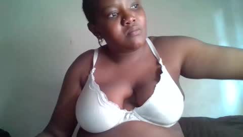 Snapshot of thickianababe chatting on 02/04/25, 10:00 thickianababe online show from 02/04/25, 10:00