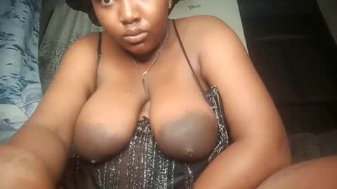 Snapshot of thickianababe chatting on 01/13/26, 12:49 thickianababe online show from 01/13/26, 12:49