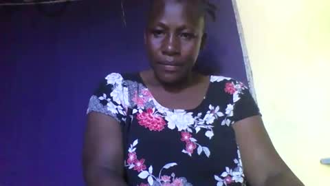 Snapshot of thickianah376 chatting on 01/13/26, 01:27 thickianah376 online show from 01/13/26, 01:27