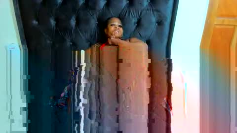 Snapshot of thickleeyanaxx chatting on 02/25/26, 07:34 thickleeyanaxx online show from 02/25/26, 07:34