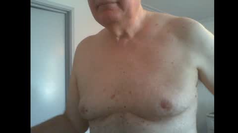 James online show from 01/05/25, 01:03