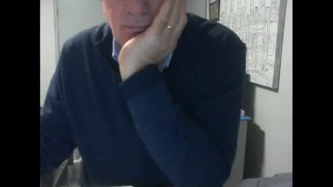 Snapshot of thickmelnik chatting on 05/13/26, 02:14 James online show from 05/13/26, 02:14