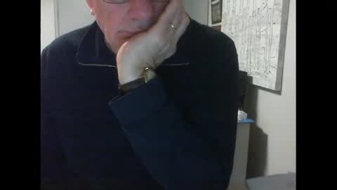 Snapshot of thickmelnik chatting on 05/14/26, 02:57 James online show from 05/14/26, 02:57