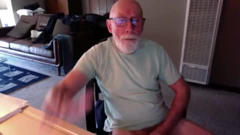 Snapshot of thickmorninwood chatting on 05/16/26, 03:33 thickmorninwood online show from 05/16/26, 03:33