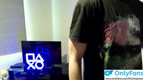 Snapshot of thicknjacked chatting on 09/21/25, 08:10 Thick AND Jacked online show from 09/21/25, 08:10