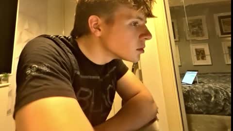 thickny0ung online show from 10/14/25, 03:02