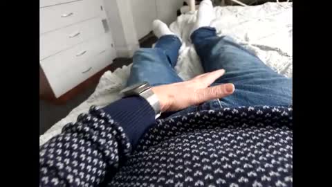 Snapshot of thicksingarters chatting on 12/25/24, 12:15 thicksingarters online show from 12/25/24, 12:15