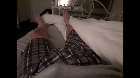 Snapshot of thicksingarters chatting on 02/15/25, 12:37 thicksingarters online show from 02/15/25, 12:37