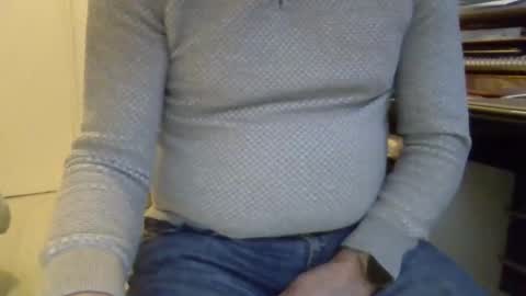 Snapshot of thicksingarters chatting on 03/12/25, 03:40 thicksingarters online show from 03/12/25, 03:40