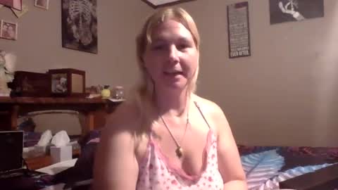 Thickthighs92 online show from 09/19/25, 01:51