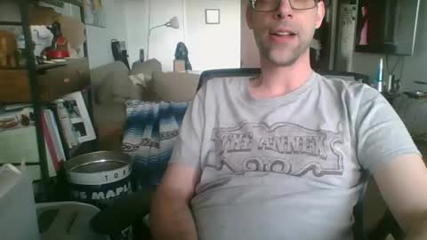 thickty online show from 04/23/26, 10:34