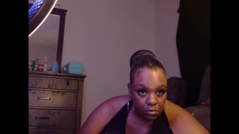 Snapshot of thickumzz41 chatting on 04/29/26, 09:02 Thickumzz41 online show from 04/29/26, 09:02
