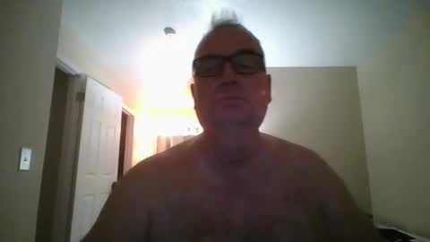Snapshot of thickwhiteload chatting on 10/14/25, 01:34 thickwhiteload online show from 10/14/25, 01:34