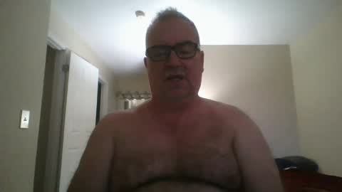 Snapshot of thickwhiteload chatting on 10/19/25, 01:01 thickwhiteload online show from 10/19/25, 01:01