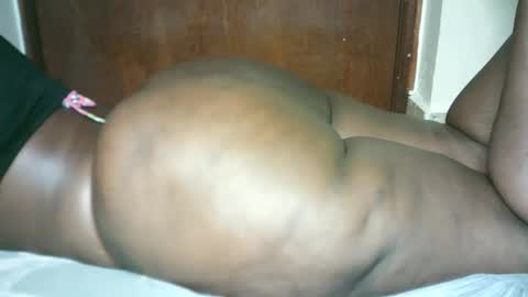 Snapshot of thickybabe_05 chatting on 03/04/25, 09:54 thickybabe_05 online show from 03/04/25, 09:54