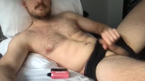 thierrinho8148 online show from 02/01/26, 09:02