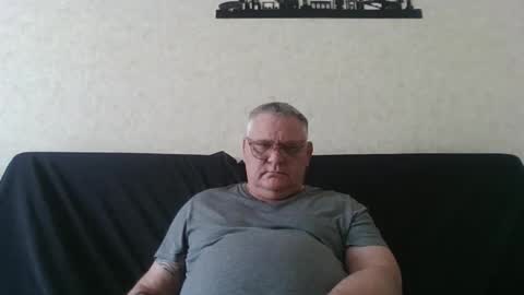 Snapshot of thierrysymp chatting on 06/08/26, 03:56 Thierrysymp online show from 06/08/26, 03:56