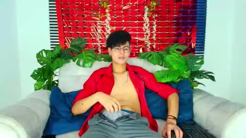 Snapshot of thiiagosaeenz chatting on 02/25/26, 04:27 Thiago Saenzz online show from 02/25/26, 04:27