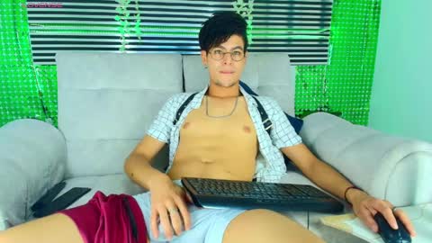 Thiago Saenzz online show from 03/30/26, 05:14