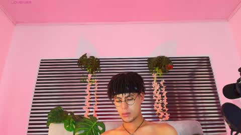 Thiago Saenzz online show from 06/06/26, 04:06