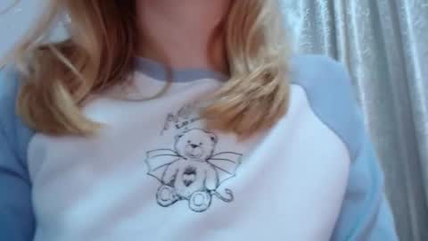 sara online show from 02/18/26, 02:40