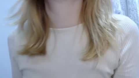 sara online show from 03/09/26, 02:26