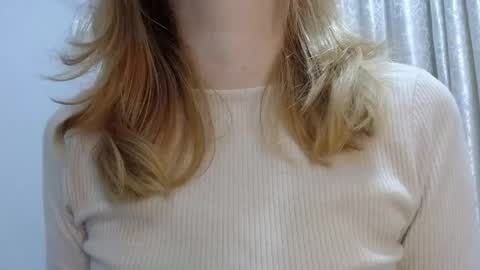 sara online show from 04/14/26, 02:06