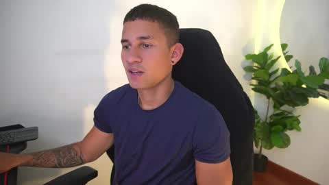 Snapshot of thin_tommy11 chatting on 02/06/26, 08:01 thin_tommy11 online show from 02/06/26, 08:01