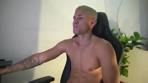 Snapshot of thin_tommy11 chatting on 02/11/26, 10:04 thin_tommy11 online show from 02/11/26, 10:04