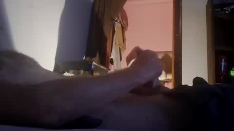 Snapshot of thirstygzee chatting on 10/18/25, 11:00 thirstygzee online show from 10/18/25, 11:00