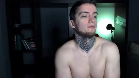 Snapshot of this_is_andy chatting on 02/10/25, 01:35 Andy online show from 02/10/25, 01:35