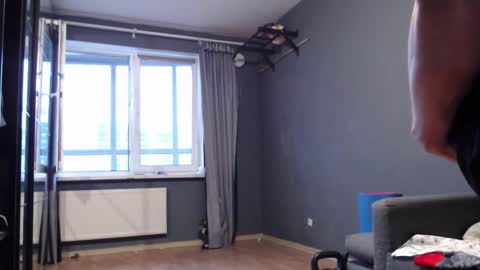 Snapshot of this_is_andy chatting on 09/16/25, 03:24 Andy online show from 09/16/25, 03:24