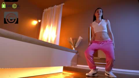 Lilly online show from 03/04/26, 04:13