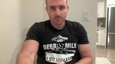 Snapshot of thisbigjewishdick chatting on 05/25/26, 05:46 This Big Jewish Dick online show from 05/25/26, 05:46