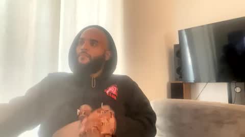 El DURO online show from 12/17/25, 03:51