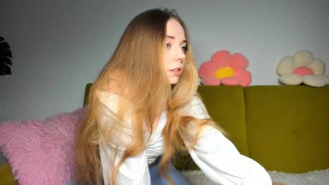 Amelia  shows on mondays fridays and sundays  if anything changes im giving updates on my fansly  online show from 12/02/24, 01:57