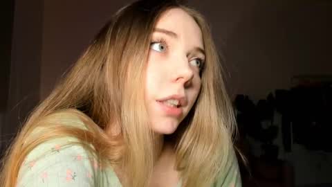 Amelia  shows on mondays fridays and sundays  if anything changes im giving updates on my fansly  online show from 02/28/25, 07:35