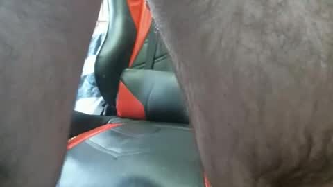 thomas0032 online show from 10/24/25, 08:16