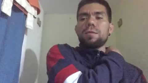 Snapshot of thomas2wood chatting on 05/17/26, 11:56 Thomas2Wood online show from 05/17/26, 11:56