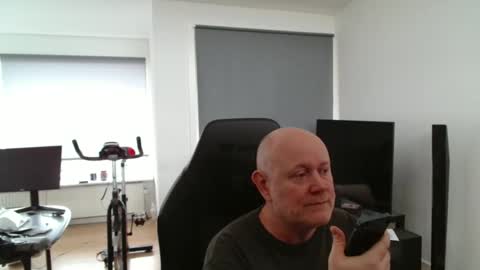 thomas315627 online show from 04/03/26, 10:13