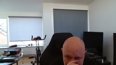 thomas315627 online show from 04/21/26, 10:32